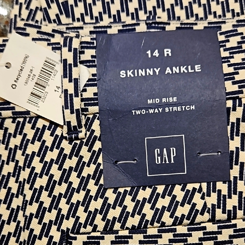 GAP Skinny Ankle Pants - Navy and White